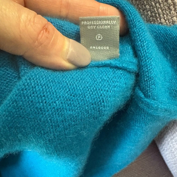 Neiman Marcus 100% Cashmere Bright Blue Sweater Dress Size M - Picture 13 of 13